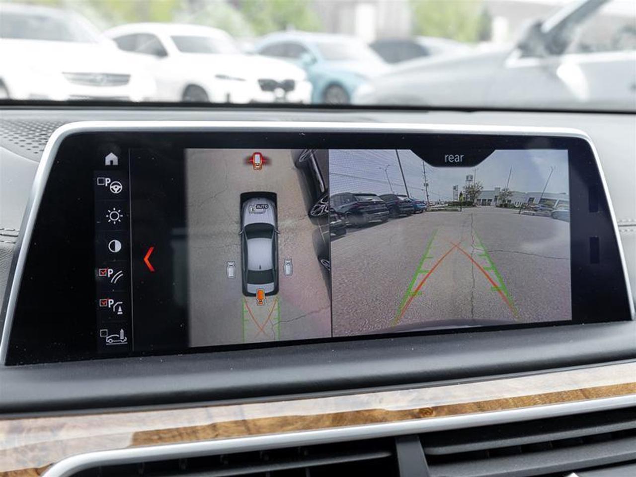 2019 BMW 750 i xDrive 4dr All-wheel Drive Sedan Photo