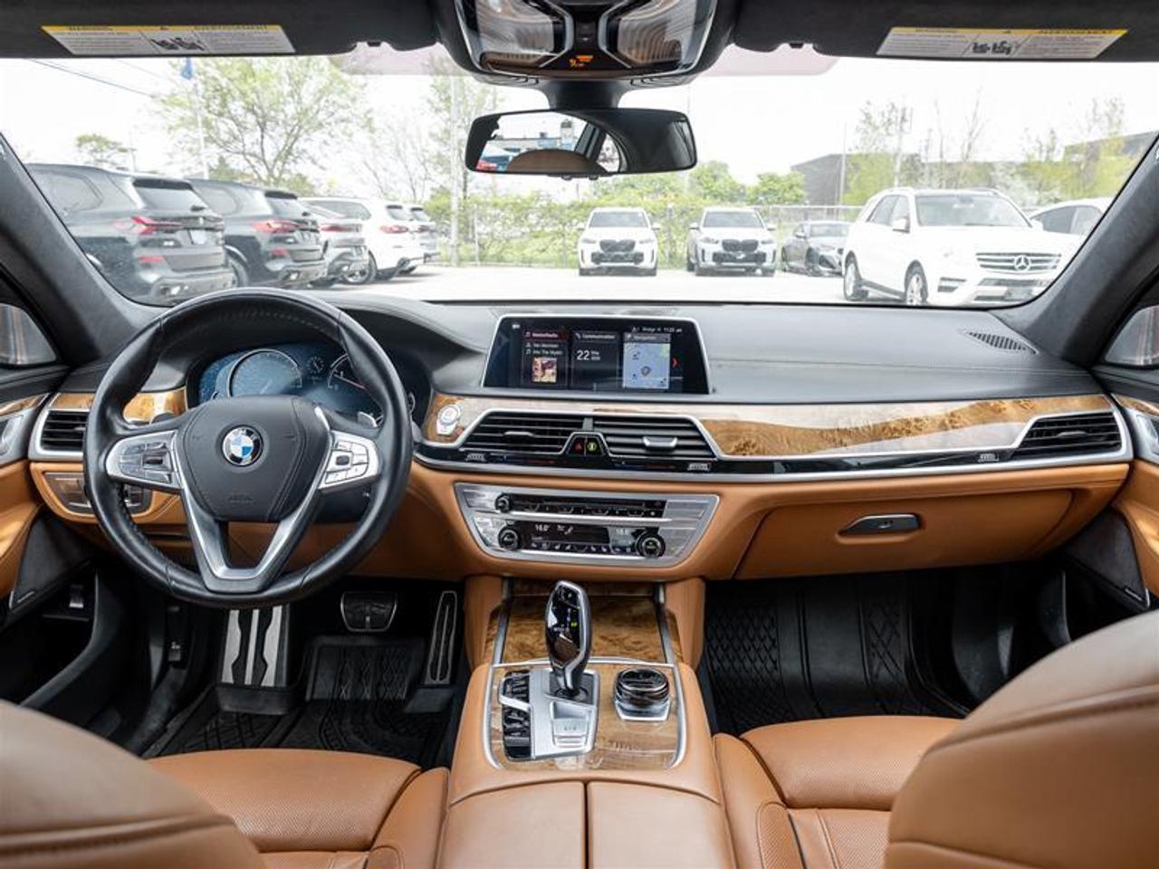 2019 BMW 750 i xDrive 4dr All-wheel Drive Sedan Photo