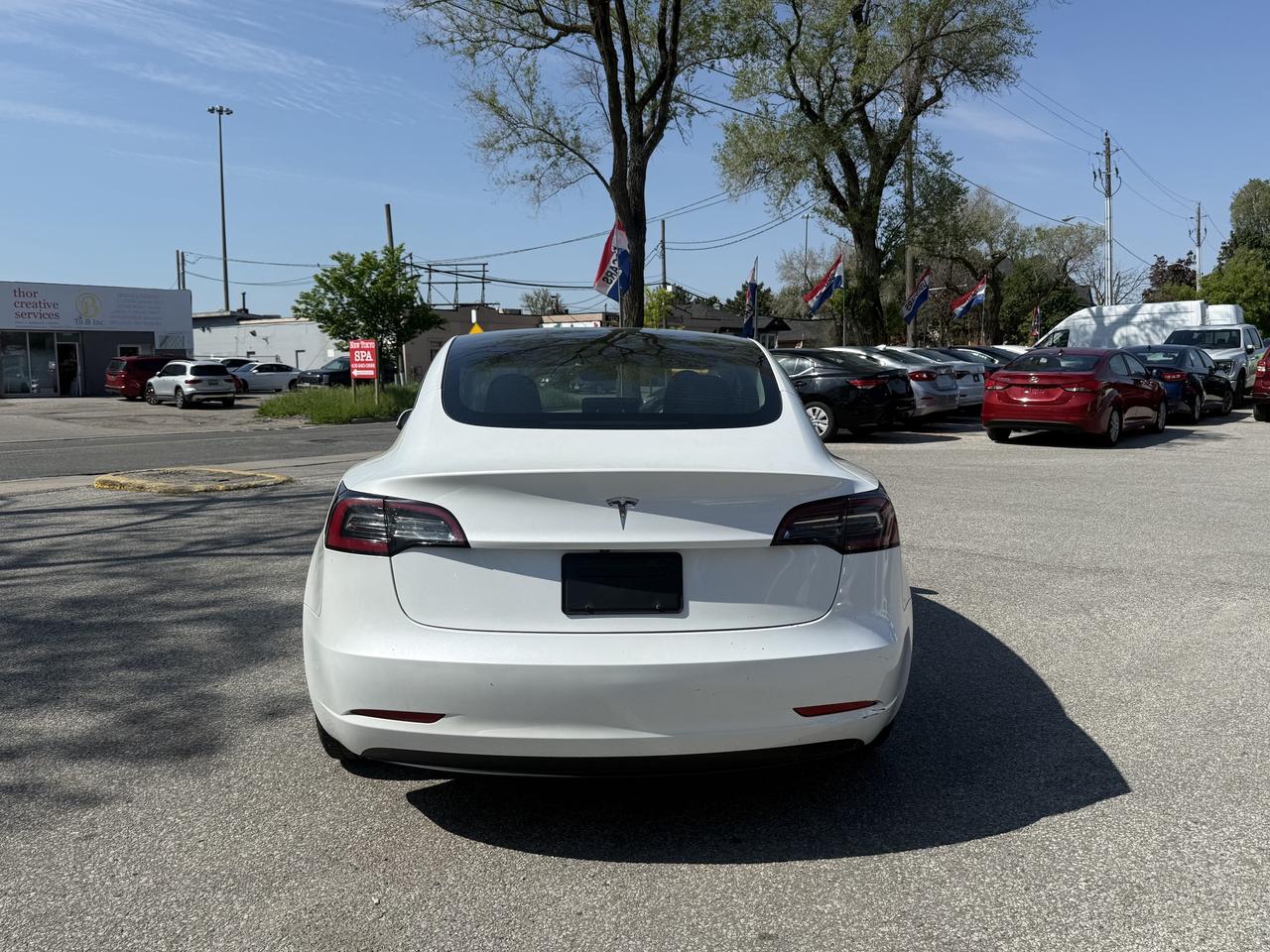 2023 Tesla Model 3 Tesla Warranty l LFP l RWD l 438KM Range l Photo