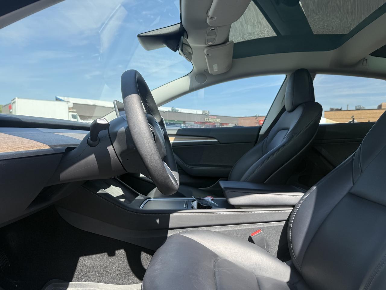 2023 Tesla Model 3 Tesla Warranty l LFP l RWD l 438KM Range l Photo