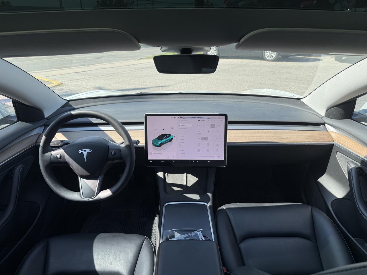 2023 Tesla Model 3 Tesla Warranty l LFP l RWD l 438KM Range l Photo