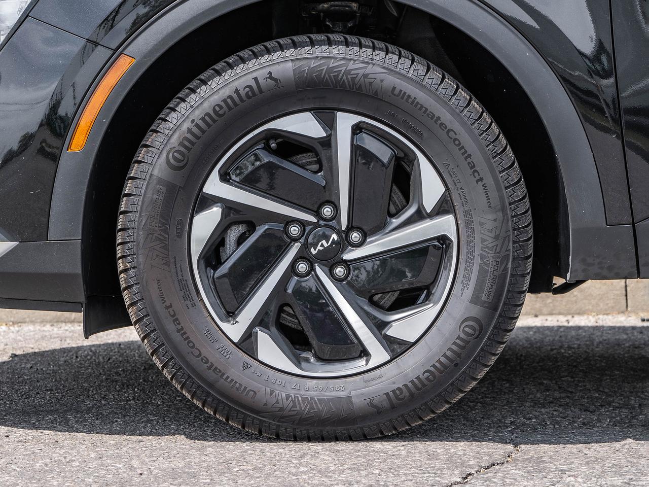 2023 Kia Sportage Hybrid EX AWD Photo3