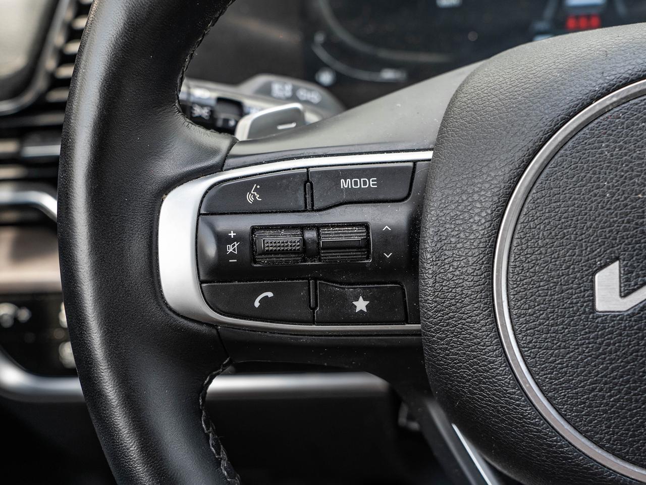 2023 Kia Sportage Hybrid EX AWD Photo