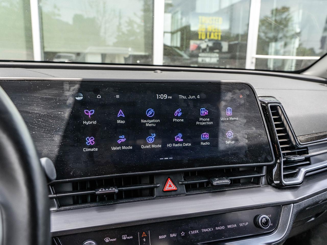 2023 Kia Sportage Hybrid EX AWD Photo