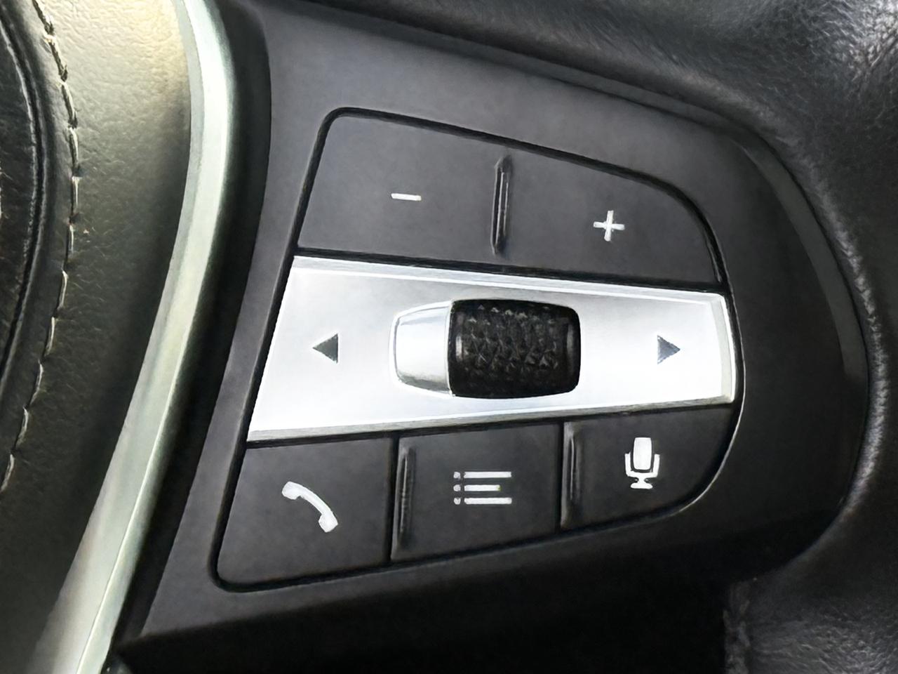2022 BMW X5 No Accidents l 40i l X-Drive l 3.0L l 6Cyl l Photo