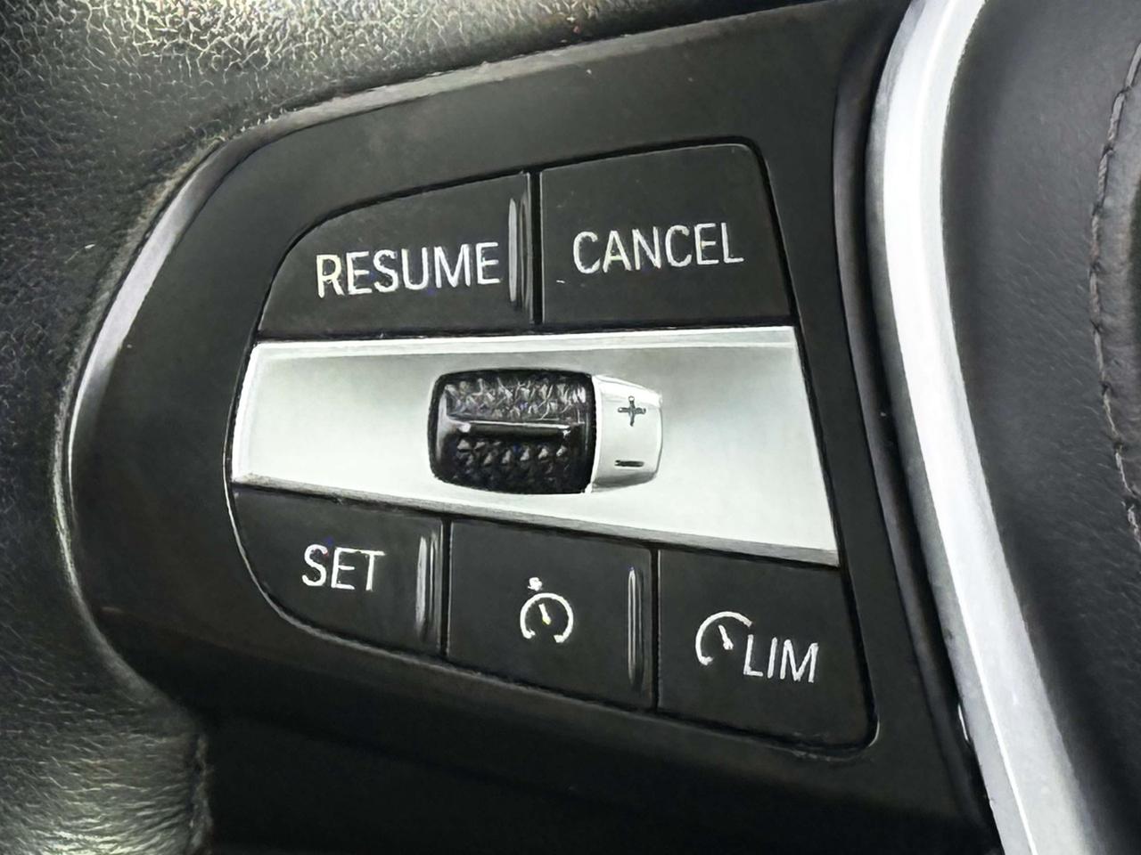 2022 BMW X5 No Accidents l 40i l X-Drive l 3.0L l 6Cyl l Photo