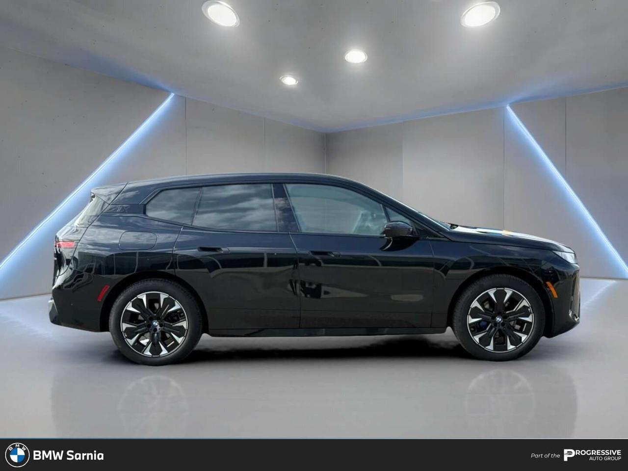 2026 BMW iX XDRIVE60   PREMIUM ESSENTIAL PACKAGE   M SPORT PACKAGE   TRAILER TOW HITCH Photo