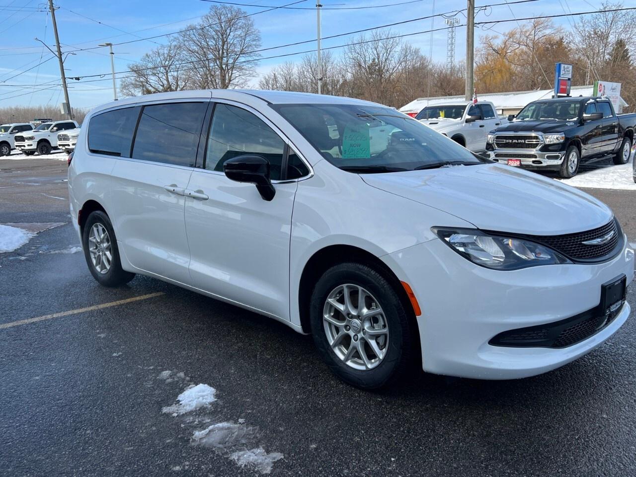 2025 Chrysler Grand Caravan SXT 2WD Photo