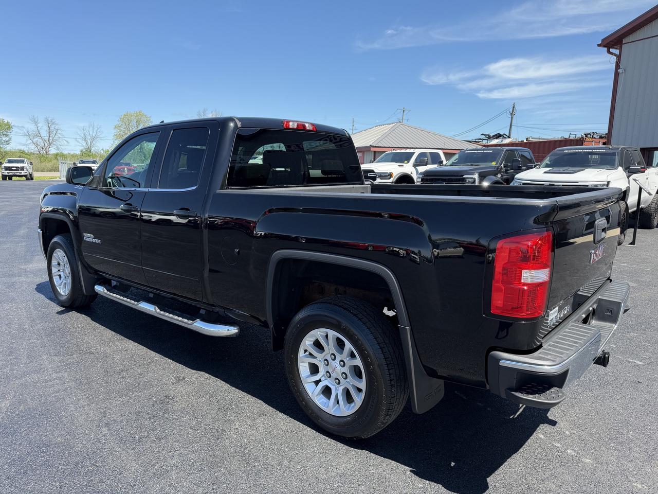2019 GMC Sierra 1500 Limited 4WD Double Cab SLE Photo4