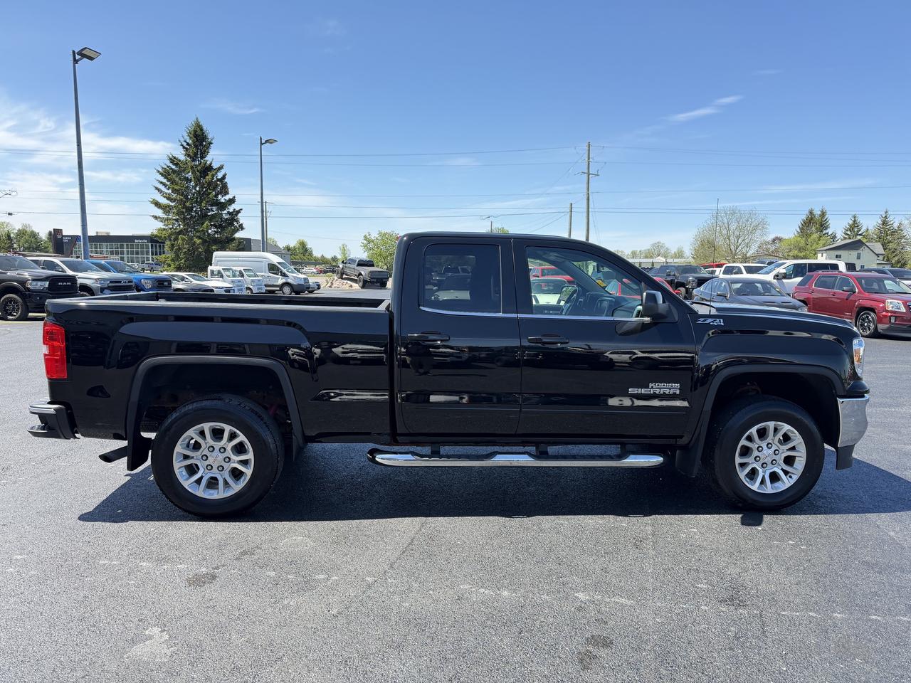 2019 GMC Sierra 1500 Limited 4WD Double Cab SLE Photo