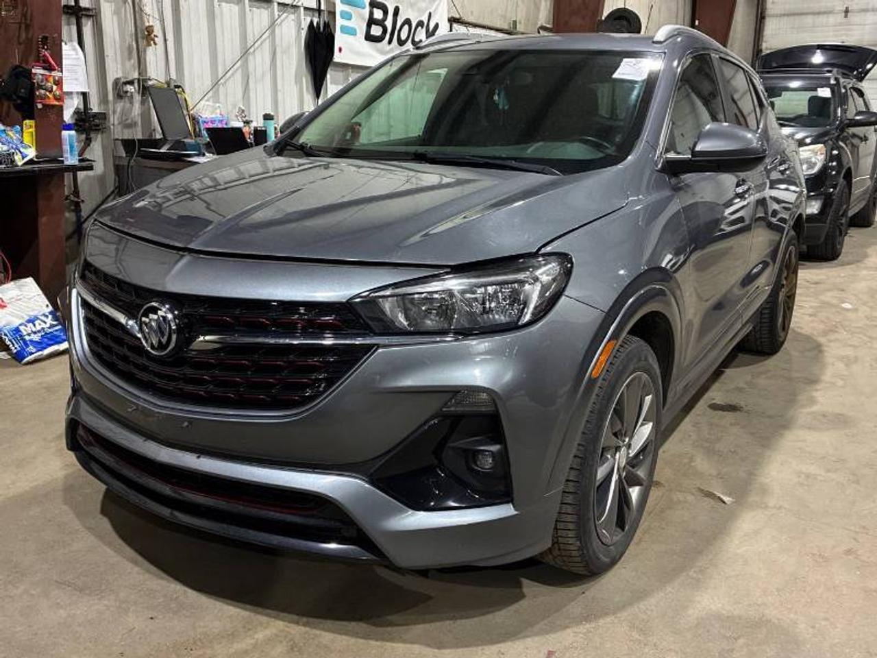 2020 Buick Encore GX No Accidents l Preferred l FWD l GX l 1.2L l 3Cyl Photo0