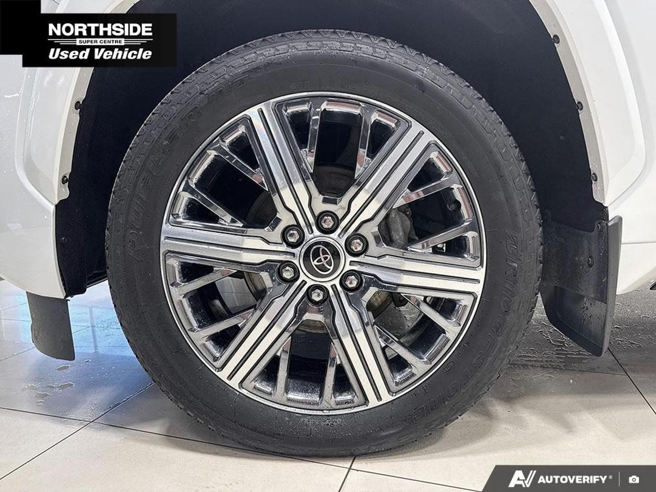 2024 Toyota Sequoia PLATINUM 4WD Photo