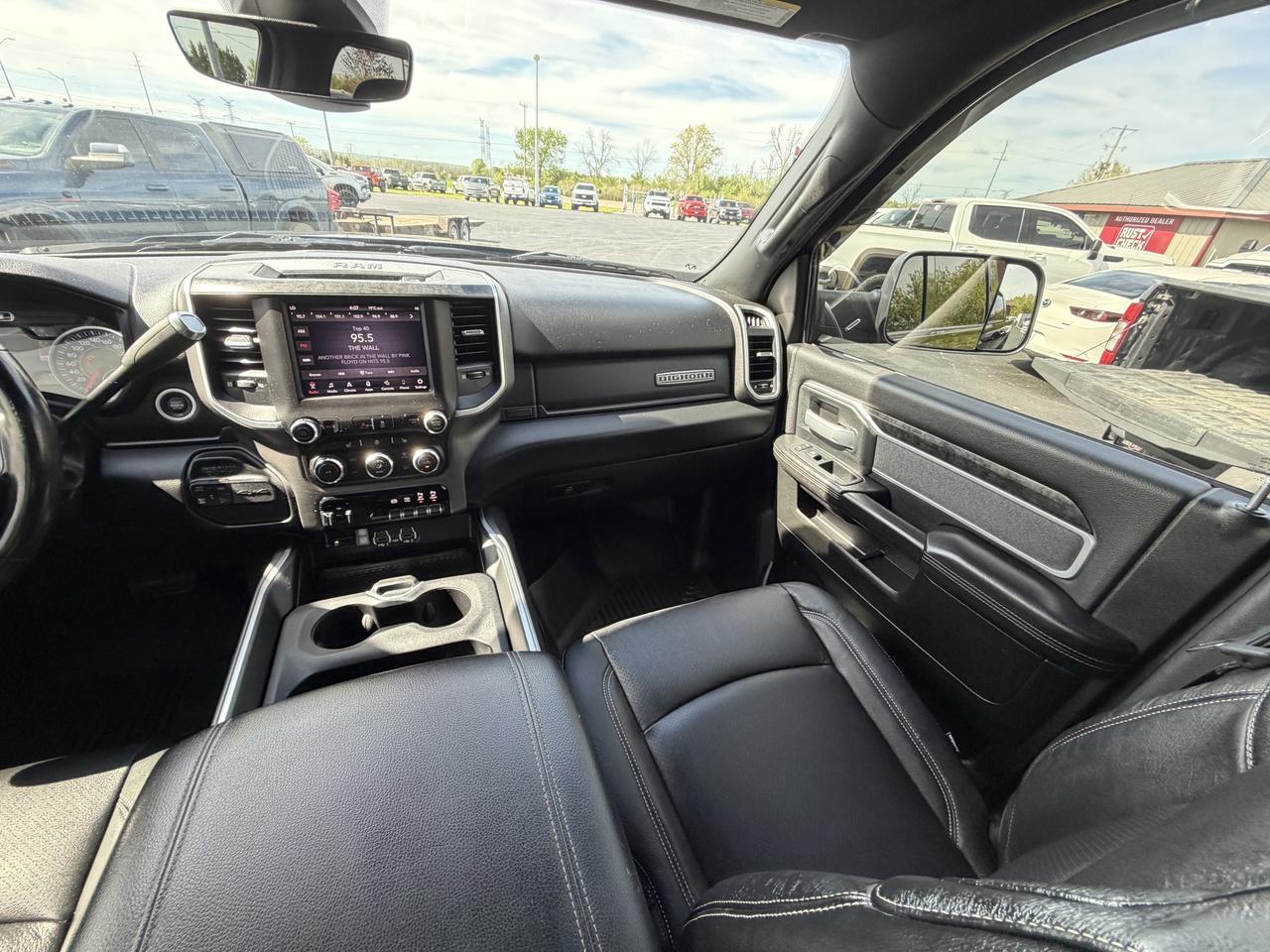 2019 RAM 2500 Big Horn 4x4 Crew Cab 6'4  Box Photo