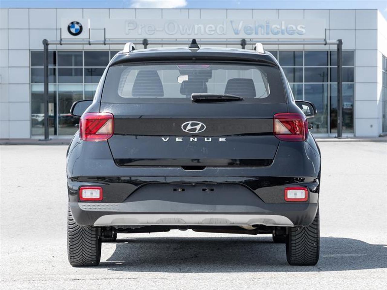 2020 Hyundai Venue Ultimate w/Black Interior 4dr Front-Wheel Drive Photo
