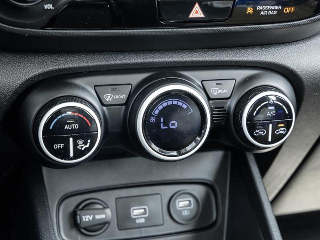 2020 Hyundai Venue Ultimate w/Black Interior 4dr Front-Wheel Drive Photo