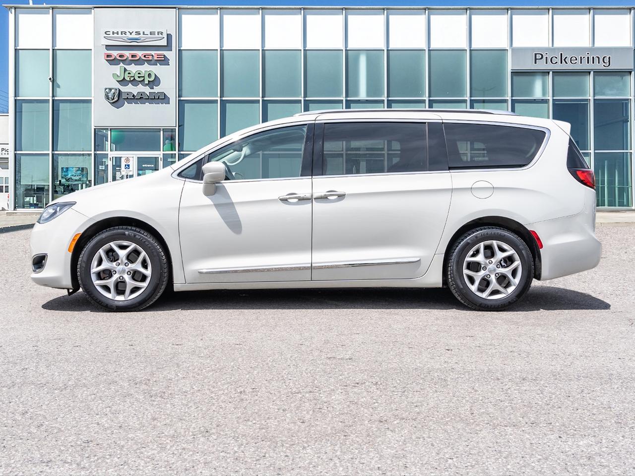 2020 Chrysler Pacifica TOURING-L Plus FWD Photo