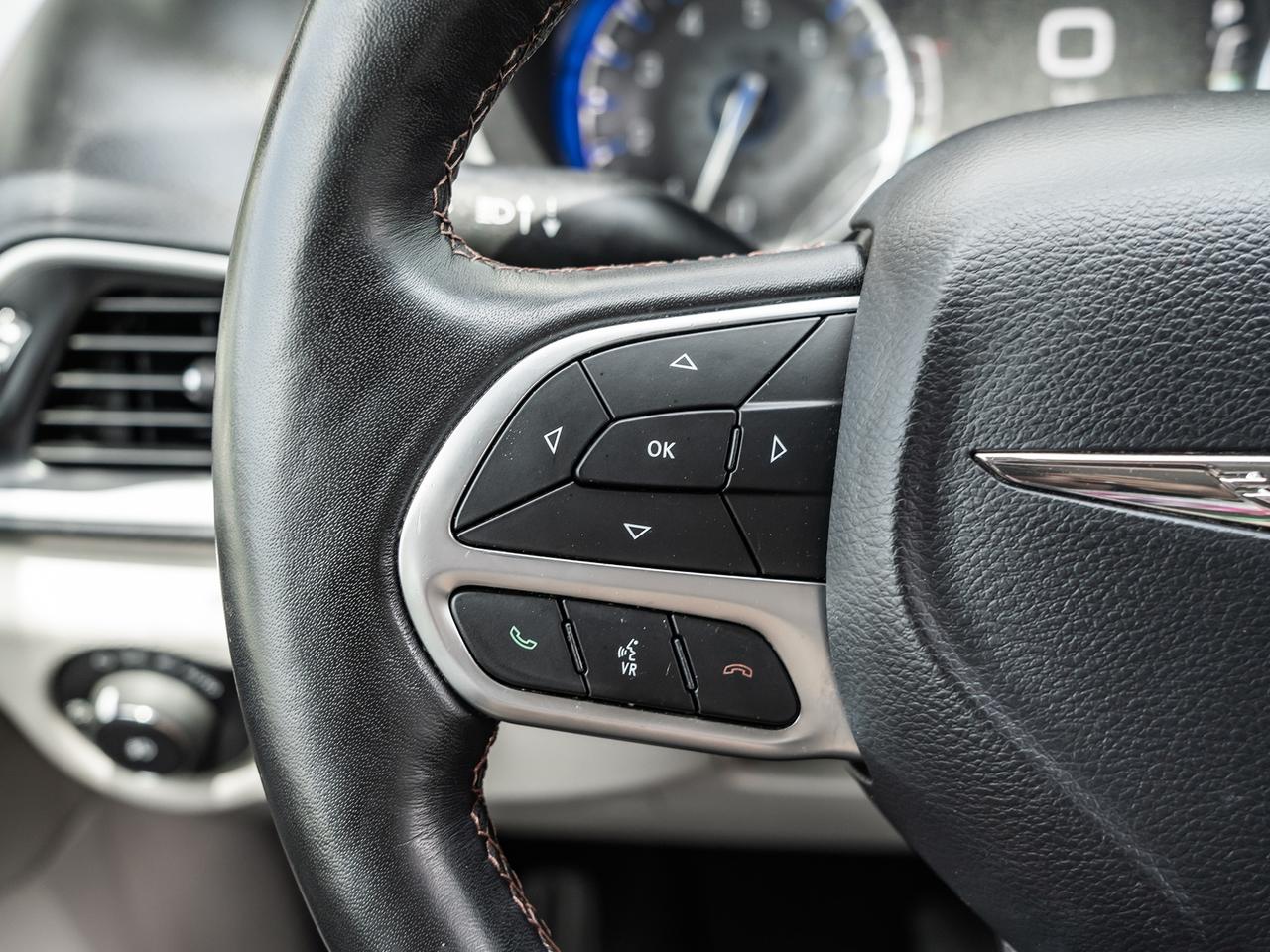2020 Chrysler Pacifica TOURING-L Plus FWD Photo