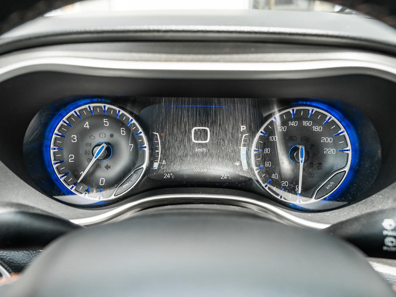 2020 Chrysler Pacifica TOURING-L Plus FWD Photo
