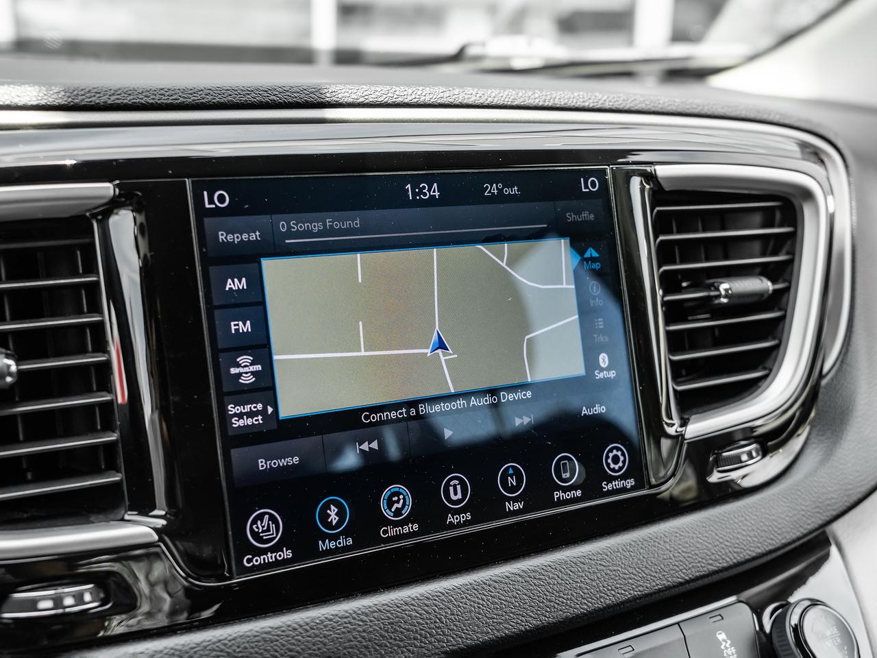 2020 Chrysler Pacifica TOURING-L Plus FWD Photo