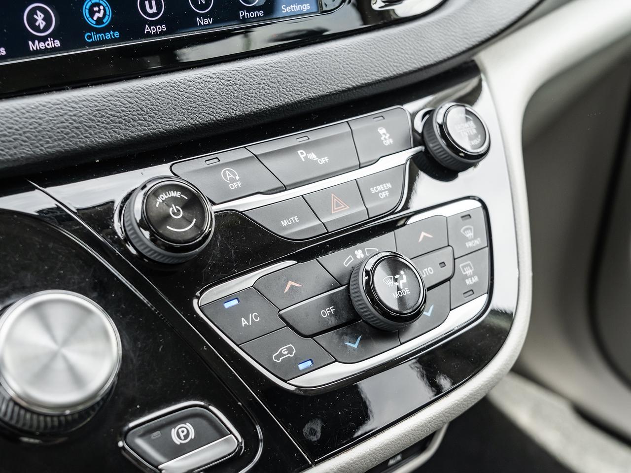 2020 Chrysler Pacifica TOURING-L Plus FWD Photo