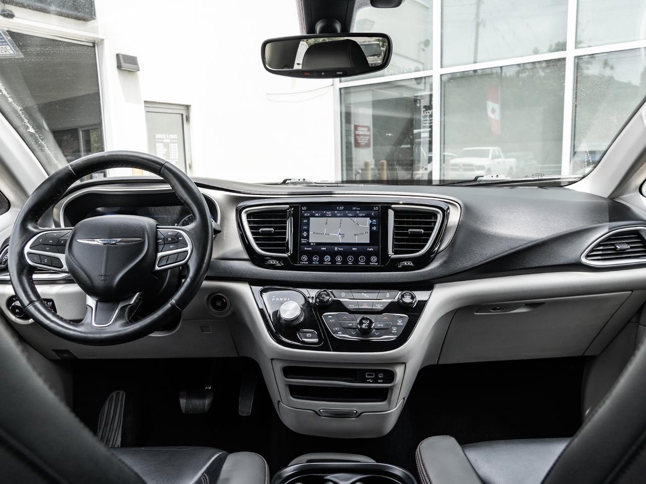 2020 Chrysler Pacifica TOURING-L Plus FWD Photo