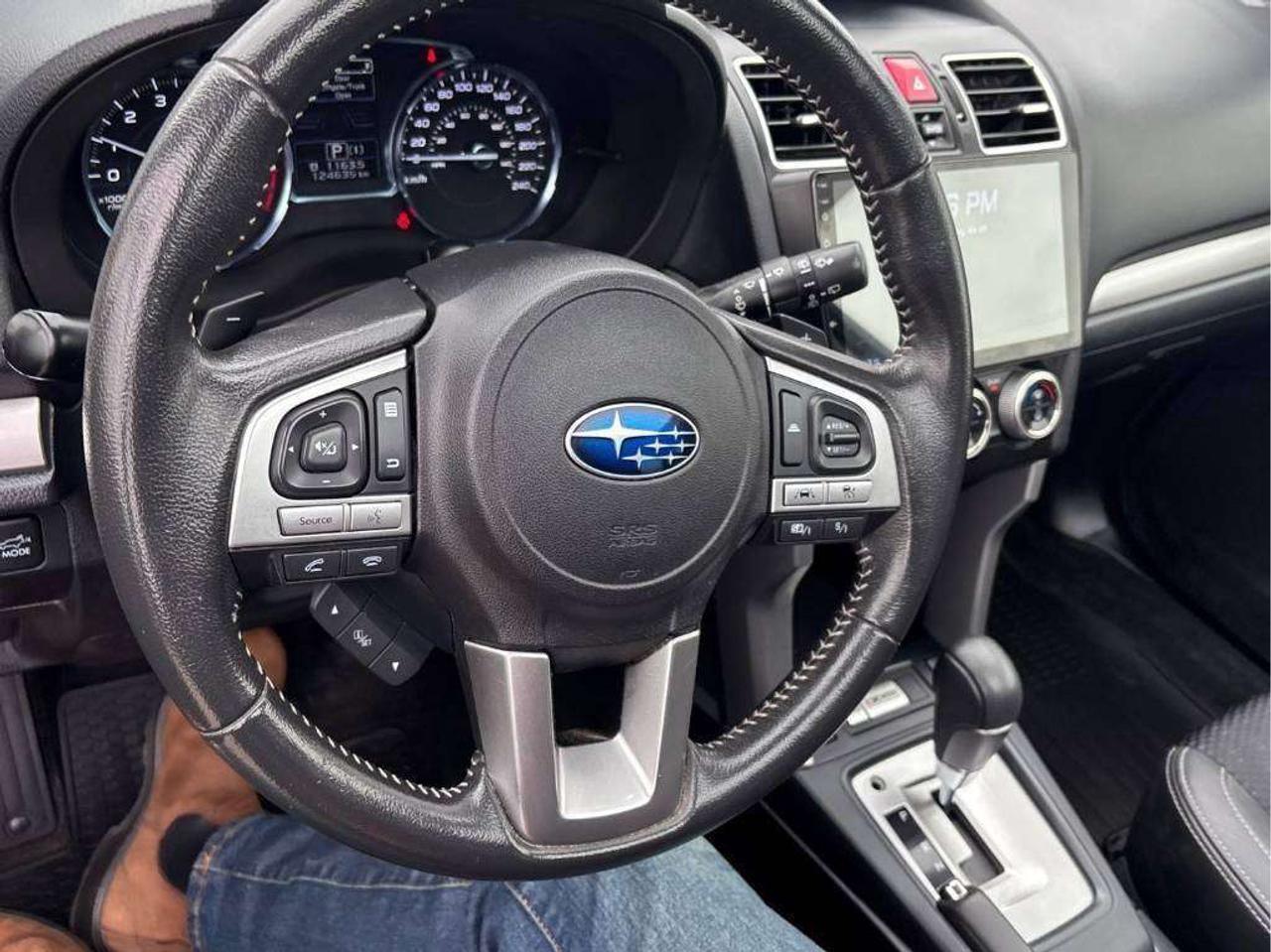 2018 Subaru Forester TOURING Photo3