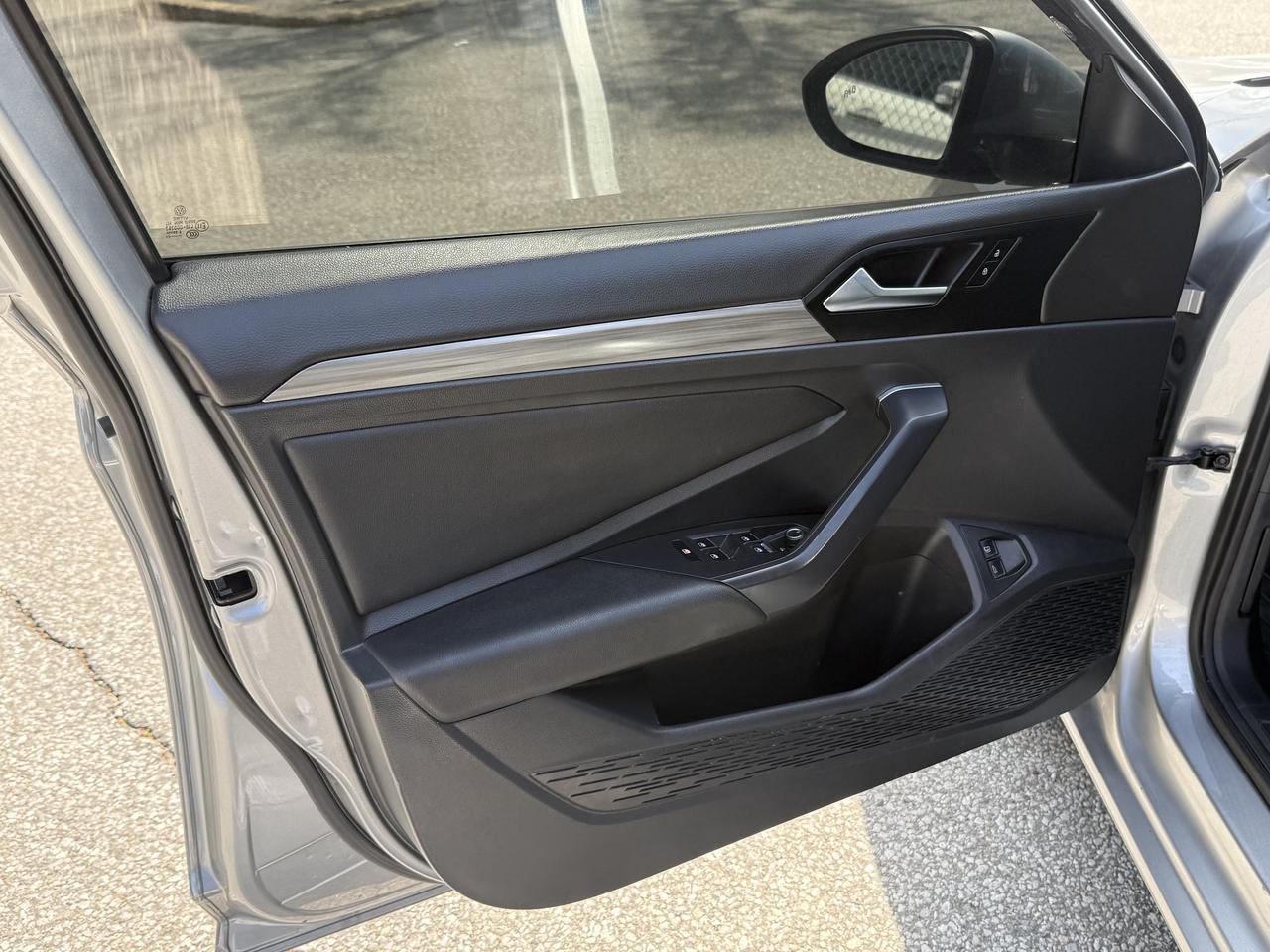 2021 Volkswagen Jetta No Accidents l Highline l FWD l 1.4L l 4Cyl l ECO Photo