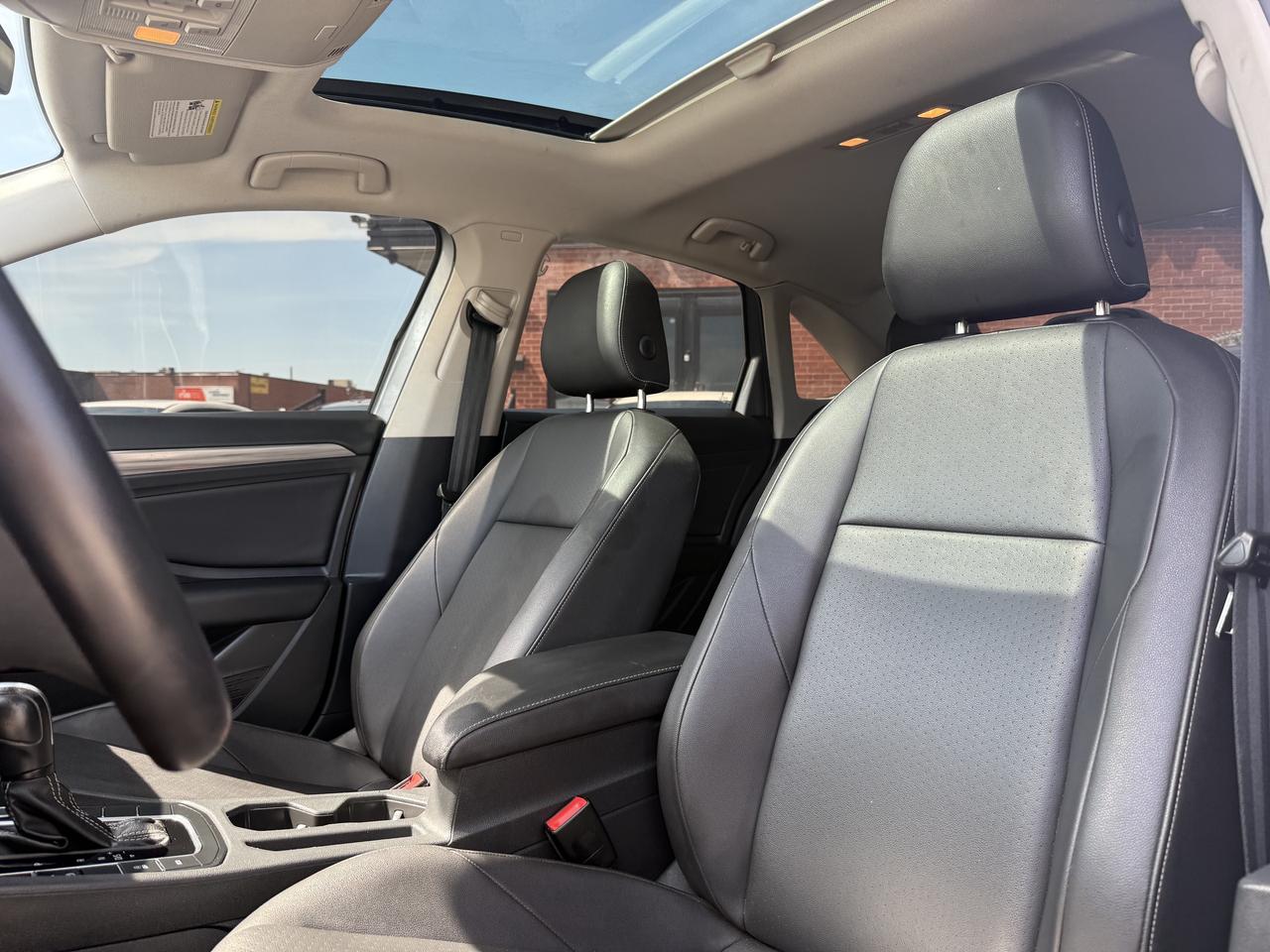 2021 Volkswagen Jetta No Accidents l Highline l FWD l 1.4L l 4Cyl l ECO Photo