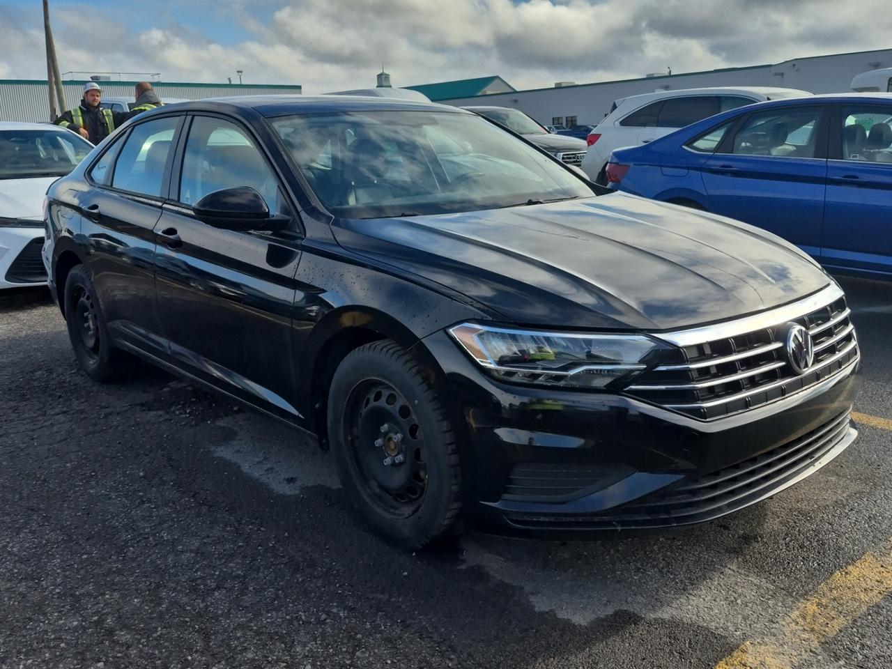2019 Volkswagen Jetta Highline l Manual l 6Spd l 1.4L l 4Cyl l Gas l Photo