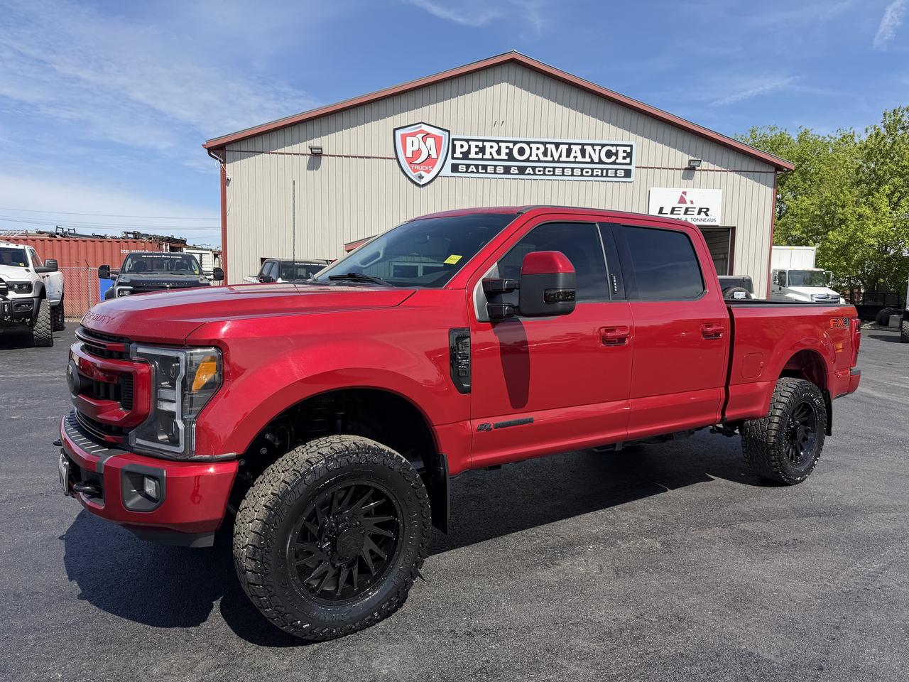 2022 Ford F-350 XLT LEVEL/WHEEL/TIRE/BODYLINER PKG!! Photo2