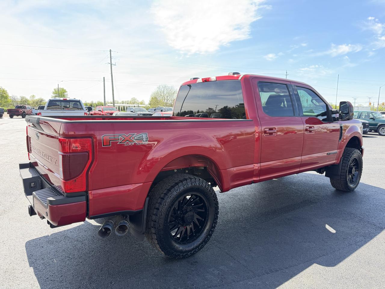2022 Ford F-350 XLT LEVEL/WHEEL/TIRE/BODYLINER PKG!! Photo