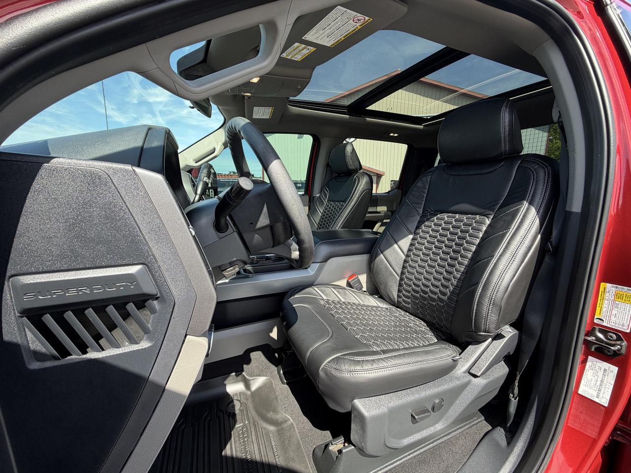 2022 Ford F-350 XLT LEVEL/WHEEL/TIRE/BODYLINER PKG!! Photo