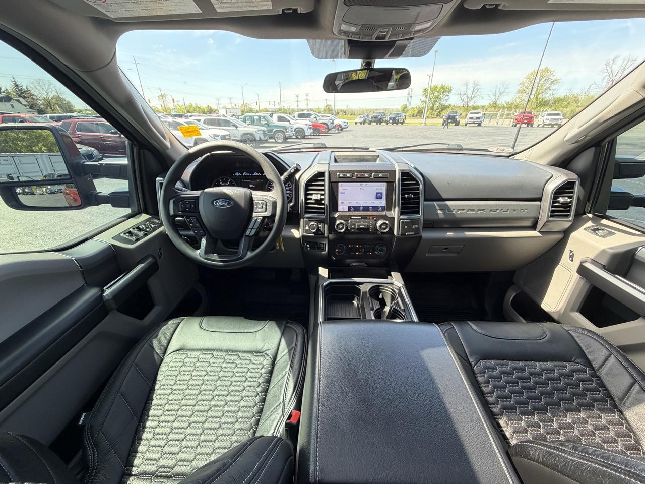 2022 Ford F-350 XLT LEVEL/WHEEL/TIRE/BODYLINER PKG!! Photo