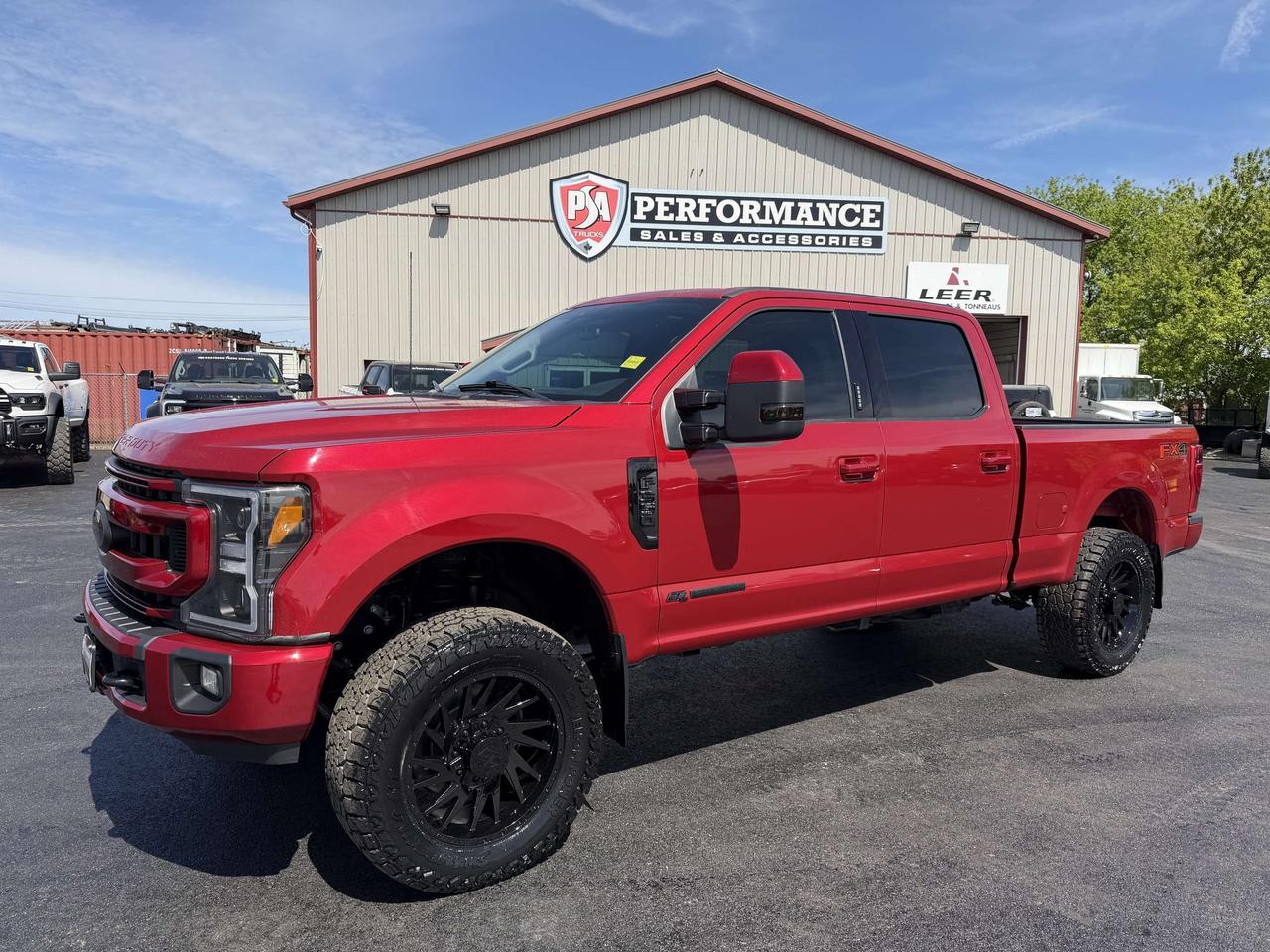2022 Ford F-350 XLT LEVEL/WHEEL/TIRE/BODYLINER PKG!! Photo2