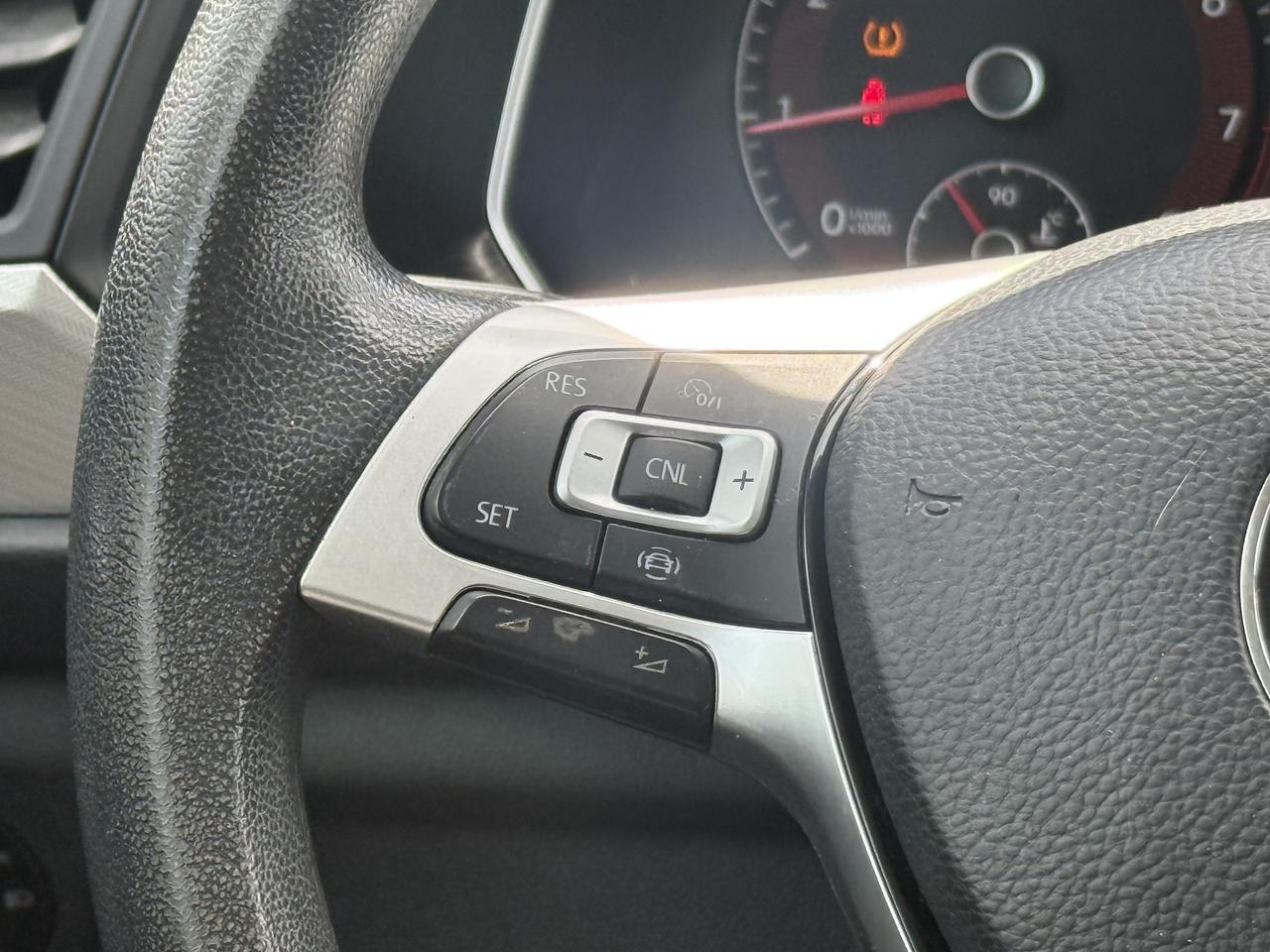 2019 Volkswagen Jetta No Accidents l Comfortline l Auto l 1.8L l 4Cyl l Photo