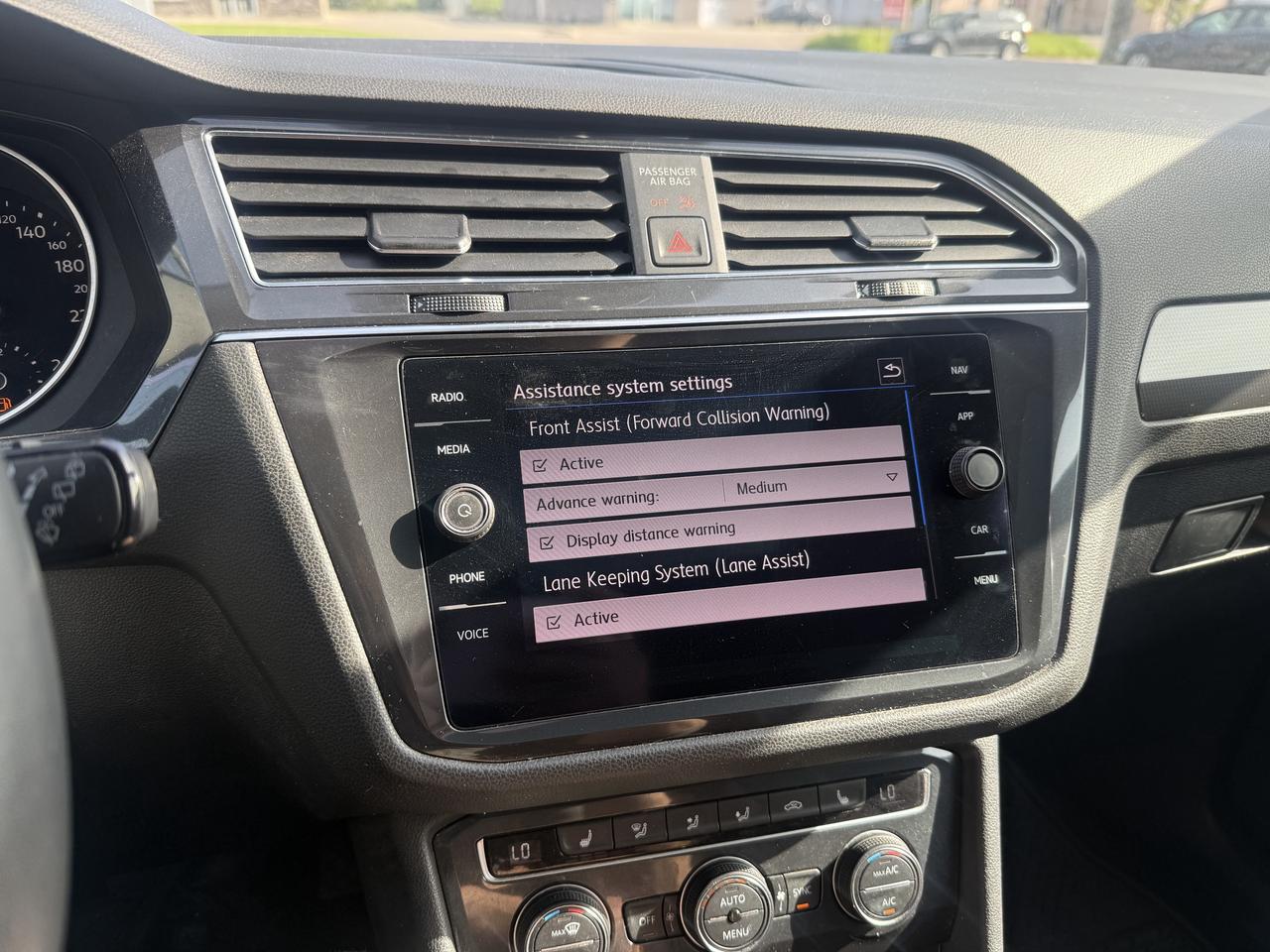 2020 Volkswagen Tiguan No Accidents l IQ Drive l 7 Passenger l Cmfortline Photo