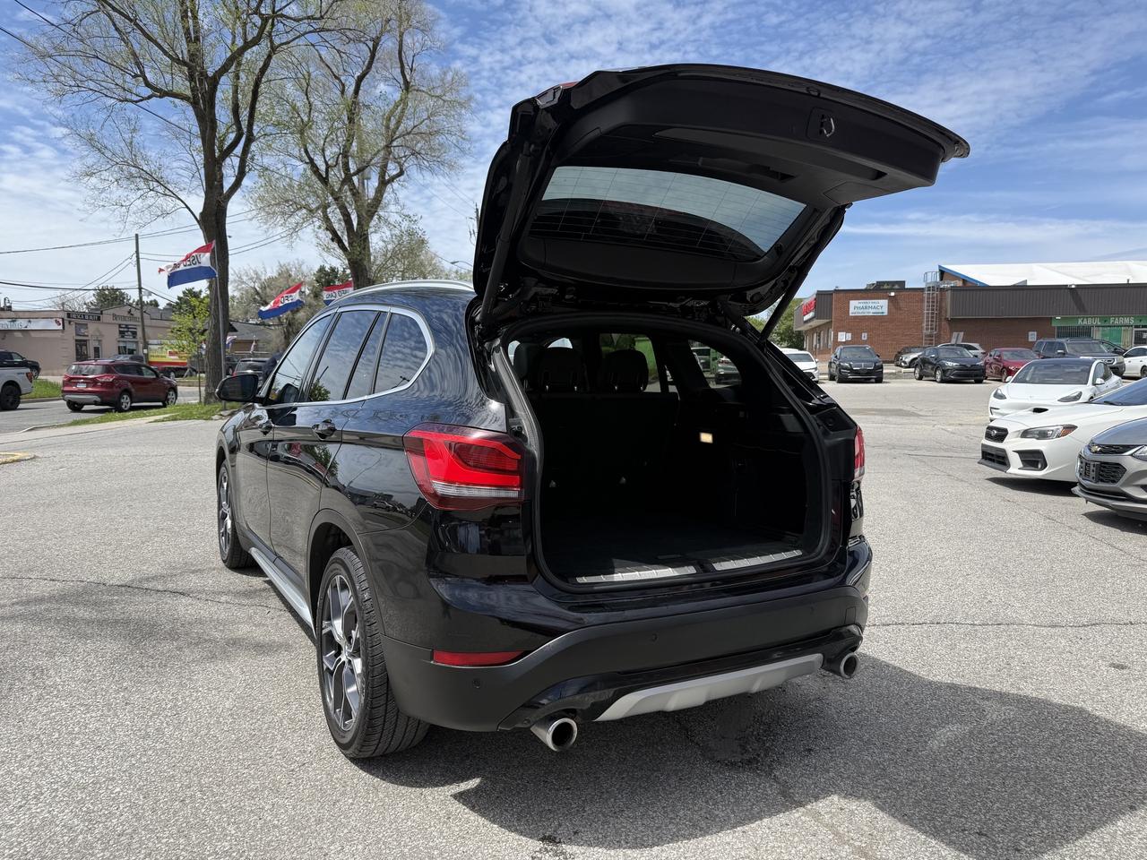 2021 BMW X1 XDrive l 28i l AWD l Auto l Sprts Activity l Navi Photo