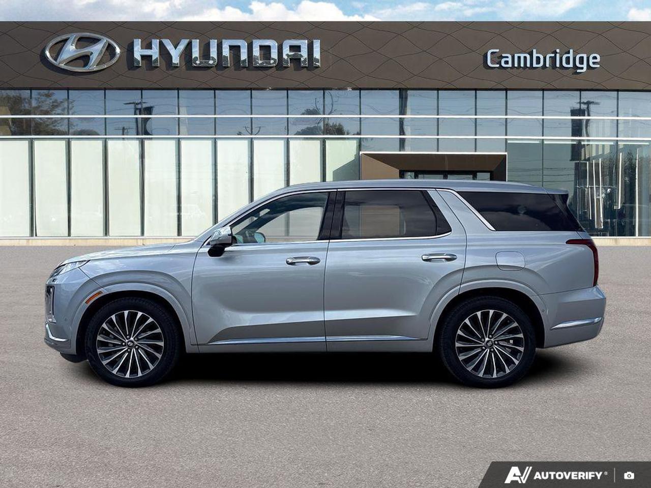 2023 Hyundai PALISADE Ultimate Calligraphy   LEATHER BOSE   SOLD! Photo3