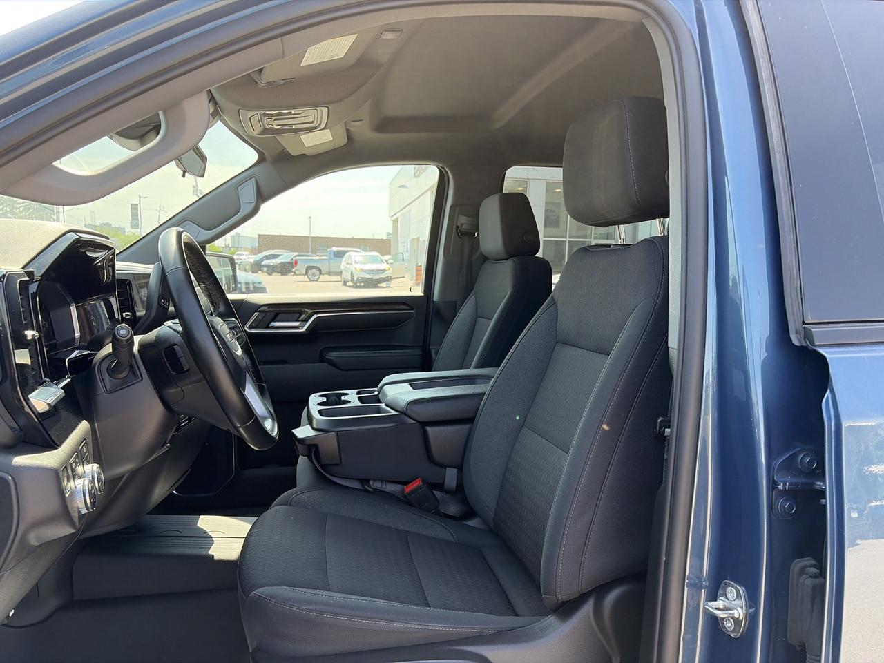 2024 GMC Sierra 1500 Elevation 5.3 V8 Photo