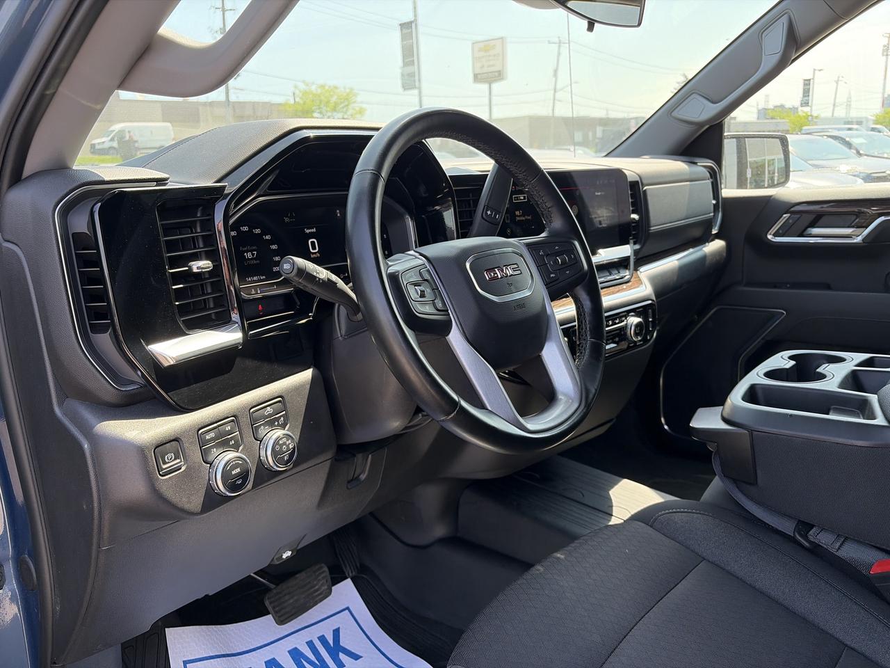 2024 GMC Sierra 1500 Elevation 5.3 V8 Photo