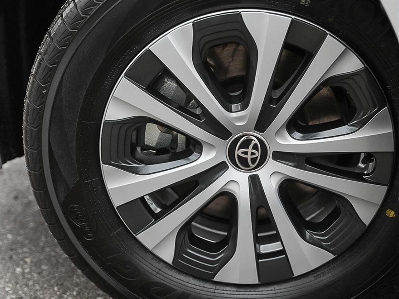 2026 Toyota Corolla Hybrid LE CVT AWD Photo