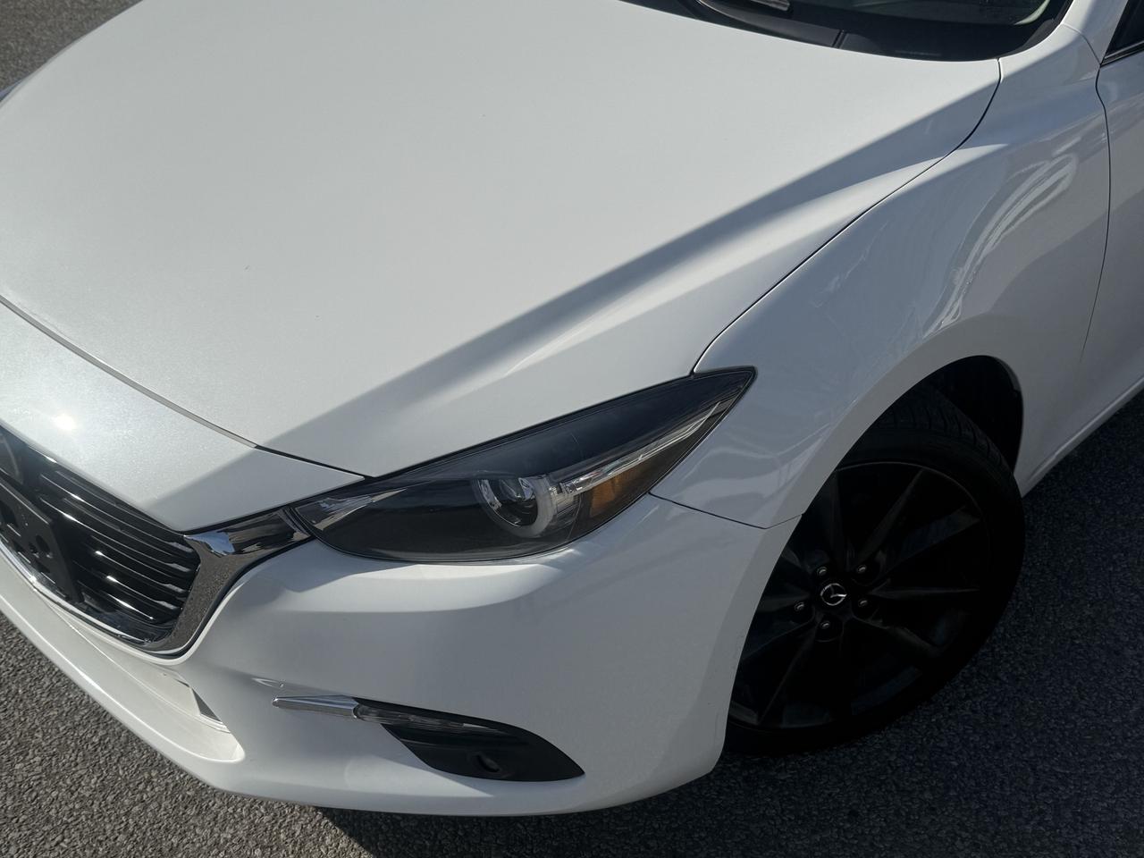 2018 Mazda MAZDA3 GT l Auto l Leather l Sunroof l FWD l 2.5L l 4Cyl Photo