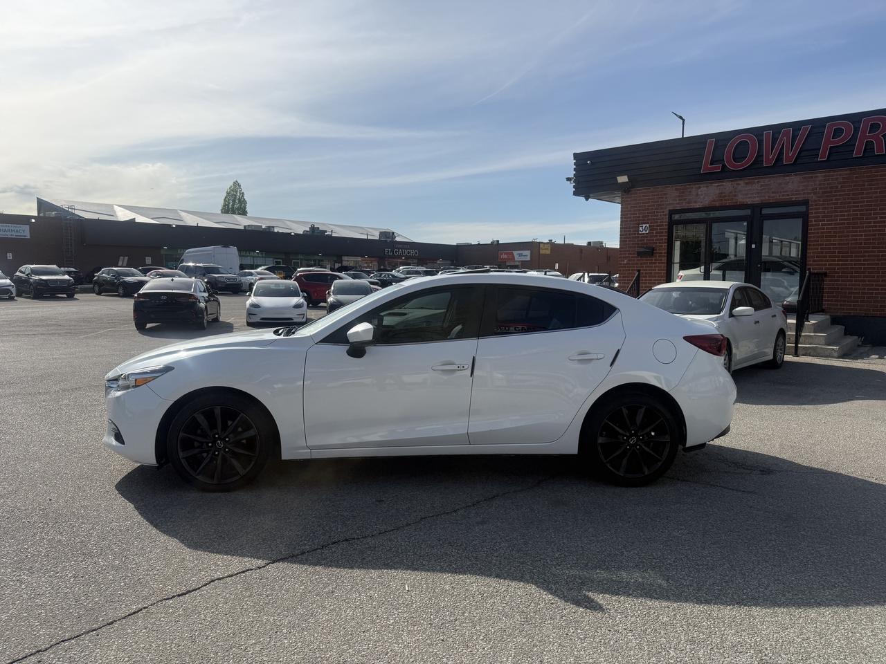2018 Mazda MAZDA3 GT l Auto l Leather l Sunroof l FWD l 2.5L l 4Cyl Photo