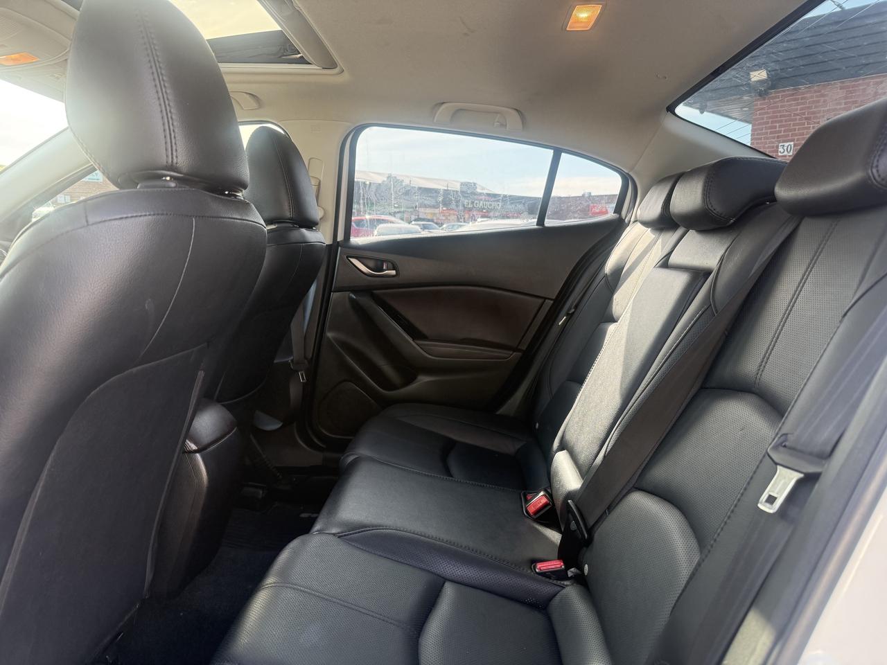 2018 Mazda MAZDA3 GT l Auto l Leather l Sunroof l FWD l 2.5L l 4Cyl Photo