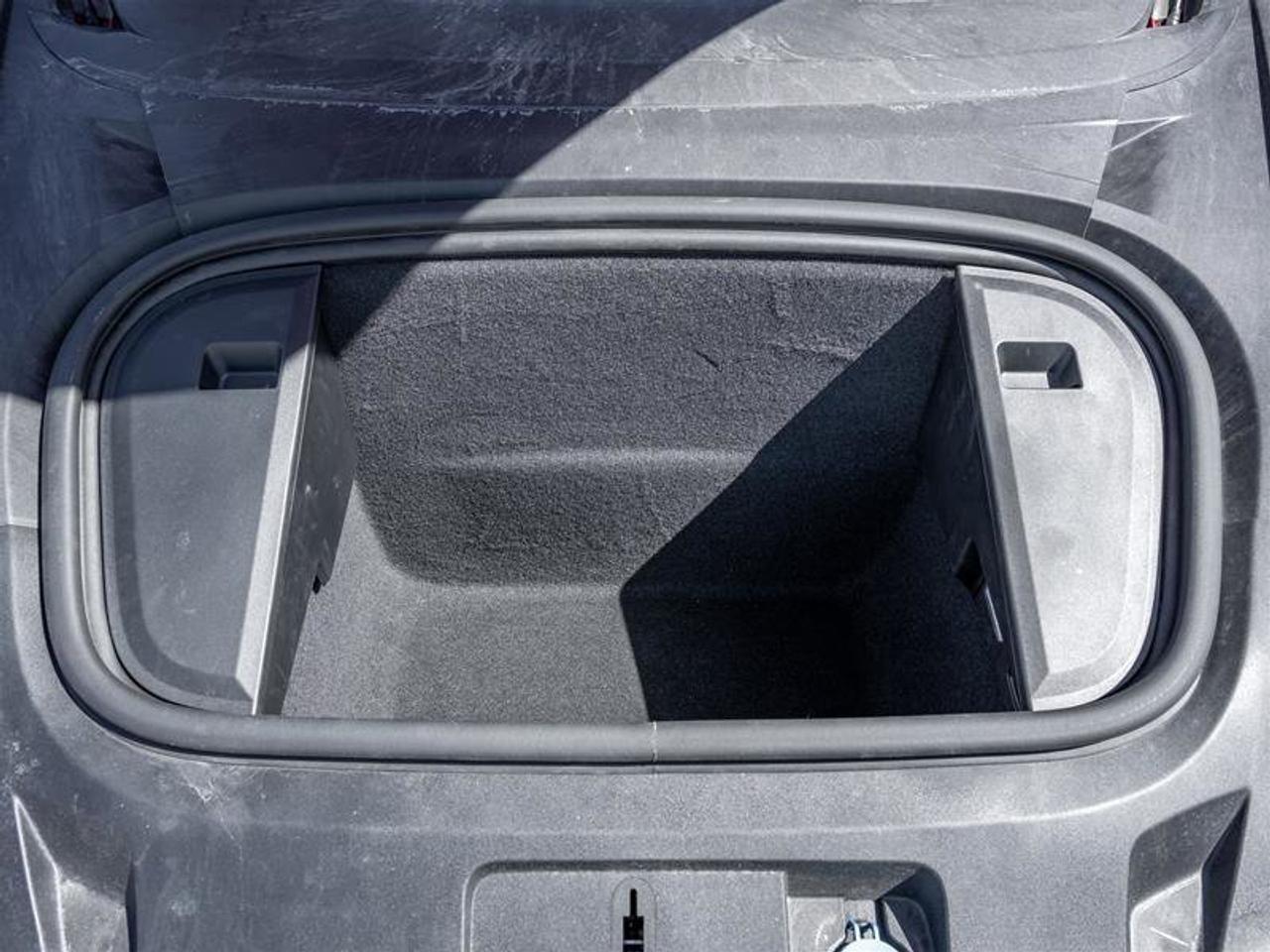 2024 Porsche Taycan GTS AWD Premium Pkg Tech Pkg Panoramic Roof with V Photo