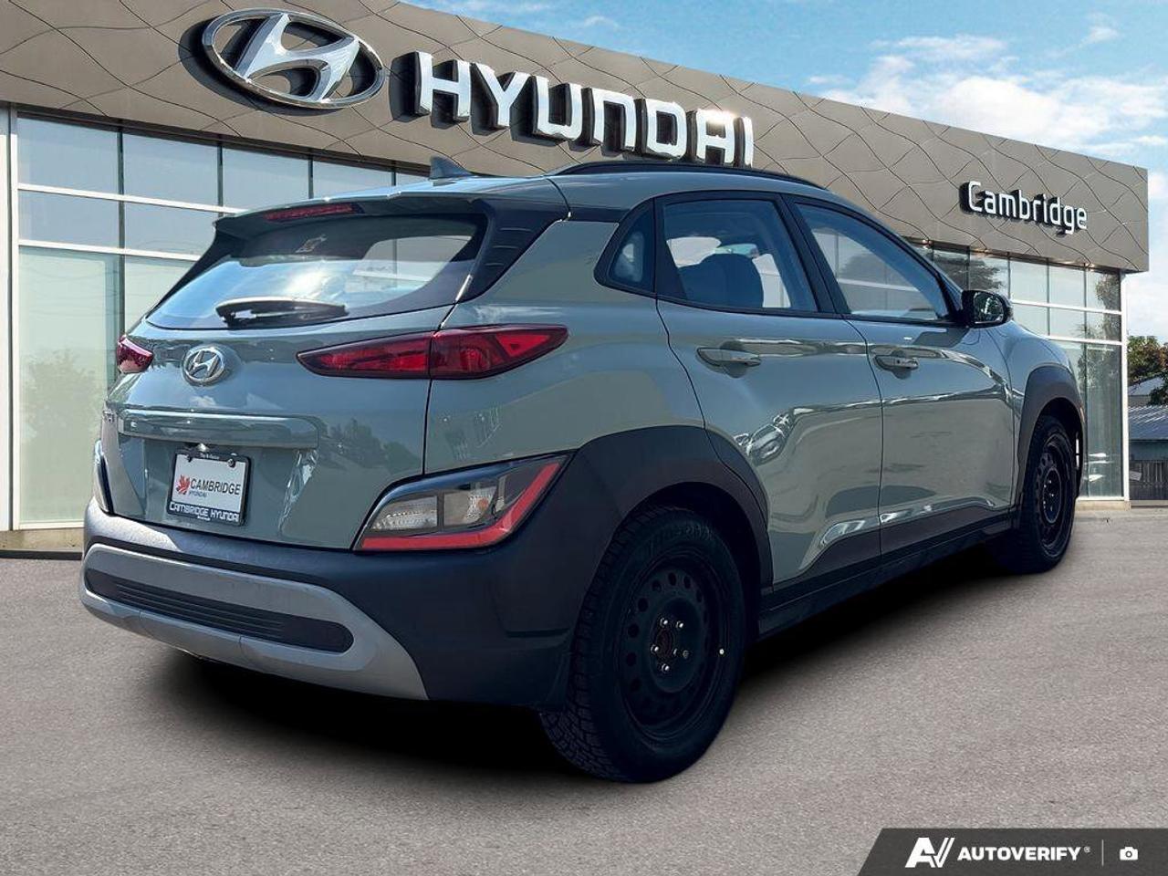 2023 Hyundai KONA Preferred   NO ACCIDENTS   ONE OWNER   6.6L/100KM Photo