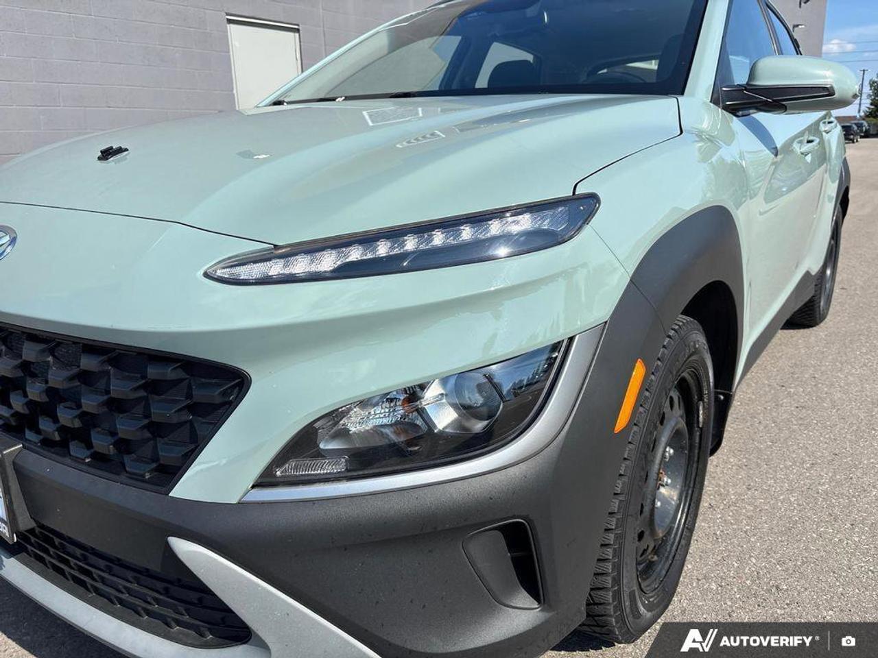 2023 Hyundai KONA Preferred   NO ACCIDENTS   ONE OWNER   6.6L/100KM Photo