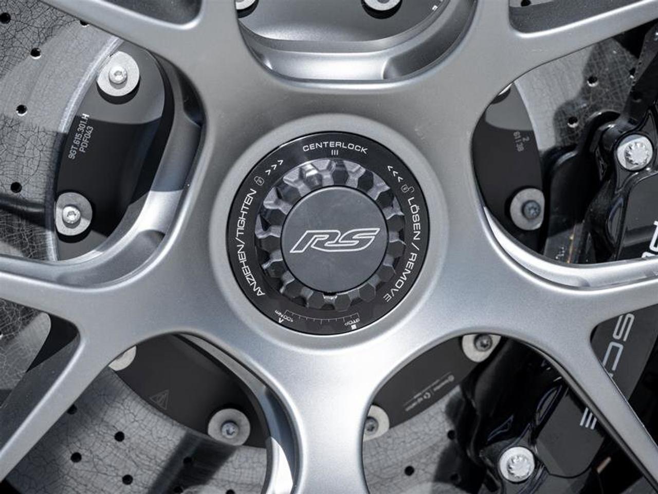 2025 Porsche 911 GT3 RS Coupe PCCB with Calipers in High Gloss Blac Photo