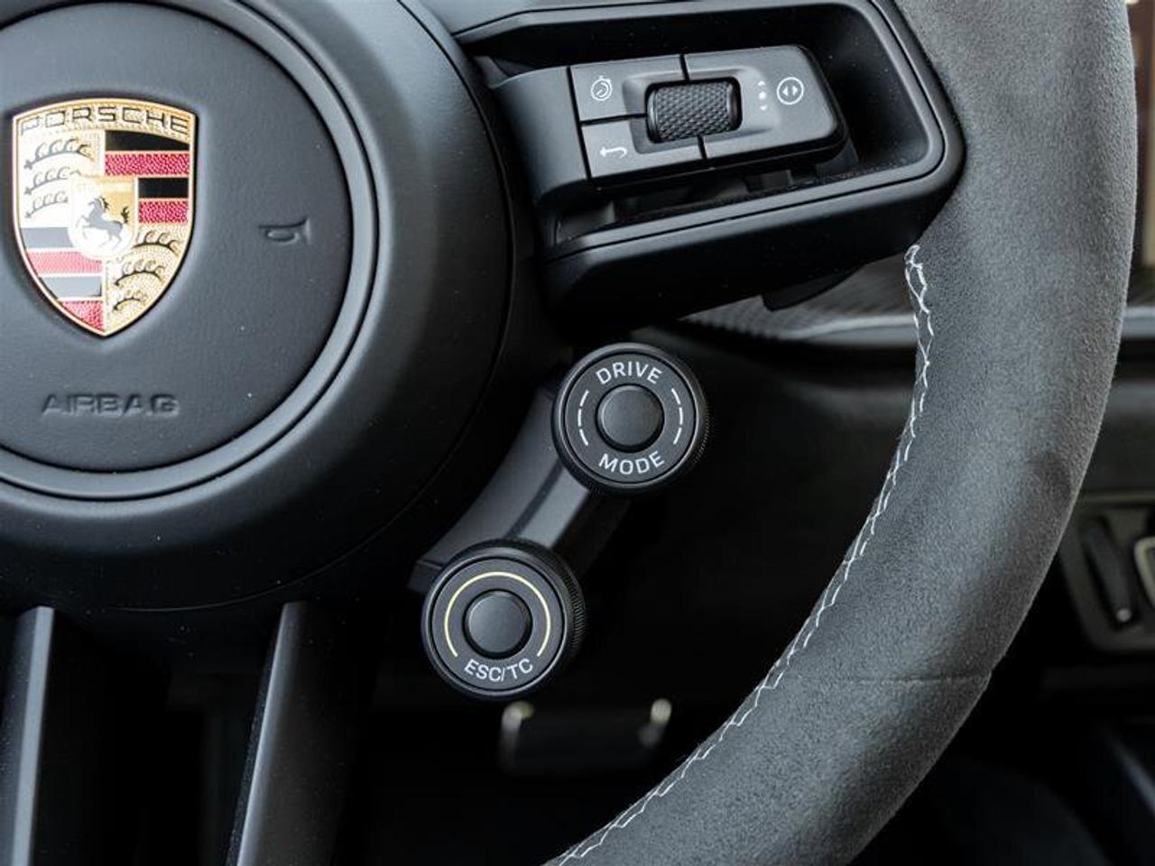 2025 Porsche 911 GT3 RS Coupe PCCB with Calipers in High Gloss Blac Photo