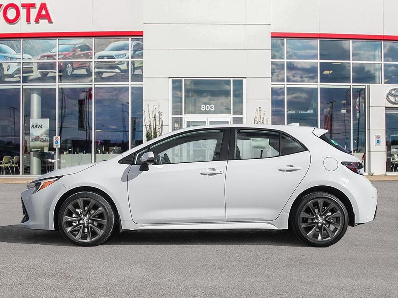 2026 Toyota Corolla Hatchback CVT Photo